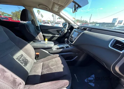 2018 Nissan Murano S z USA, uszkodzony, nr VIN 5N1AZ2MG9JN110414